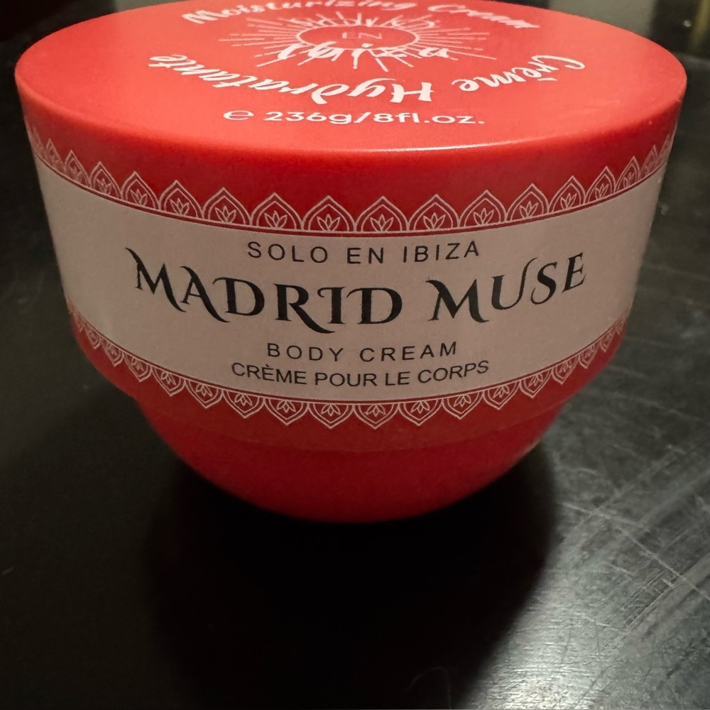 Solo en Ibiza Madrid Muse Body Cream 8oz